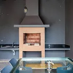 Villa Luxury Haven: Heated Pool, Ac & Sun