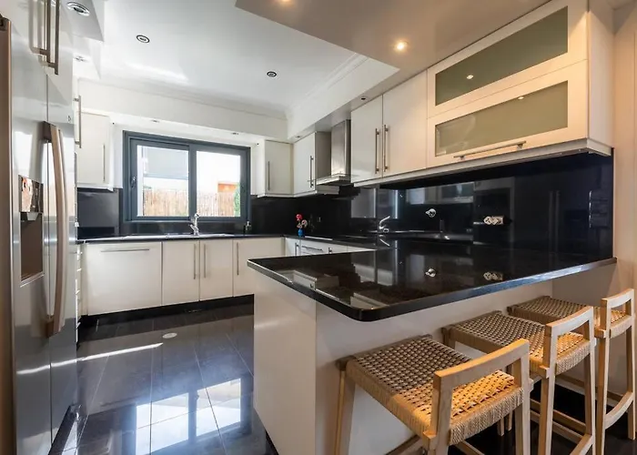 Luxury Haven: Heated Pool, Ac & Sun * Ponta do Sol (Madeira)